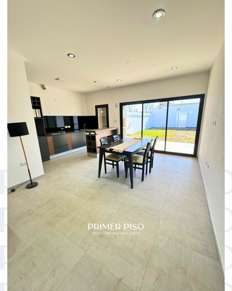 Casa barrio Jardin del Golf