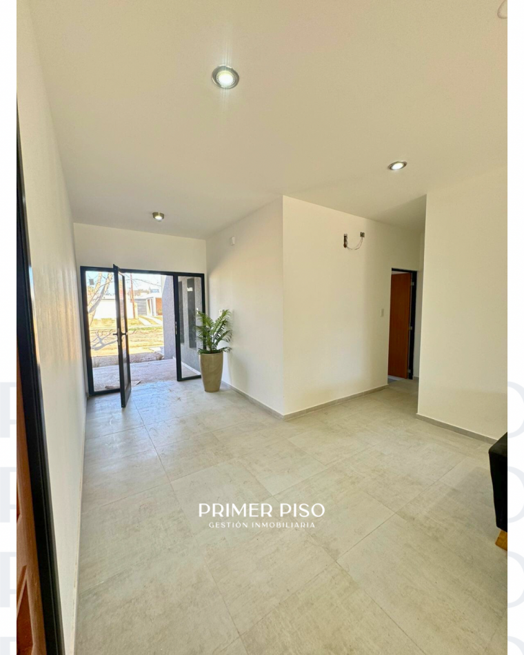 Casa barrio Jardin del Golf
