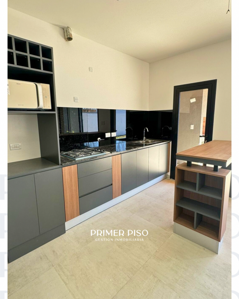 Casa barrio Jardin del Golf