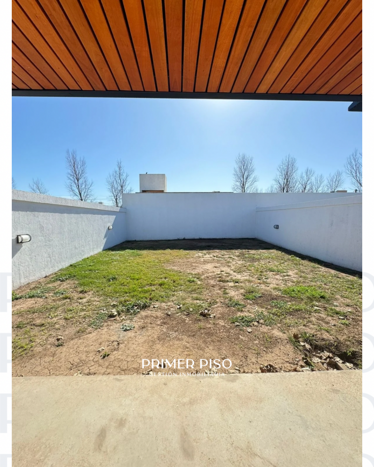 Casa barrio Jardin del Golf