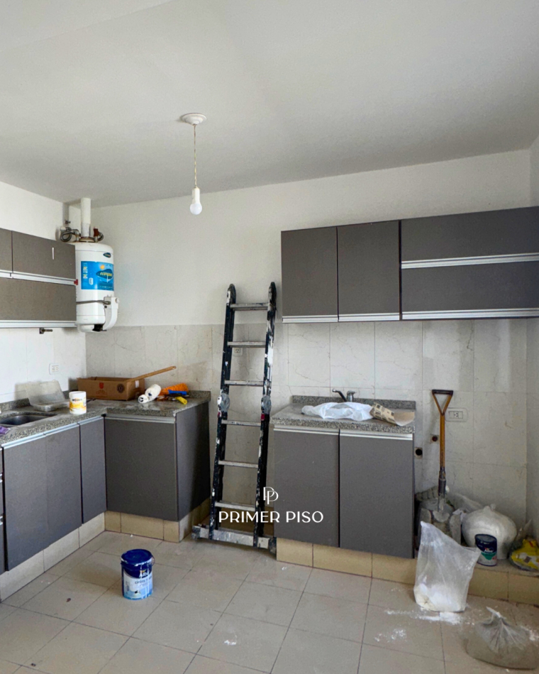 Se Alquila / Departamento