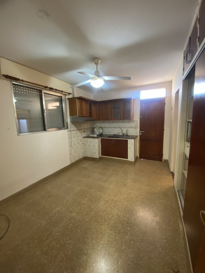 VENTA / CASA / BARRIO GENERAL PAZ - EX PARQUE