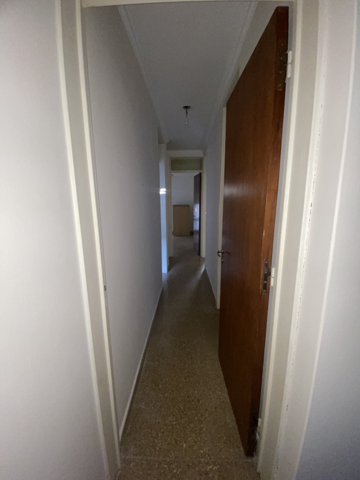 VENTA / CASA / BARRIO GENERAL PAZ - EX PARQUE