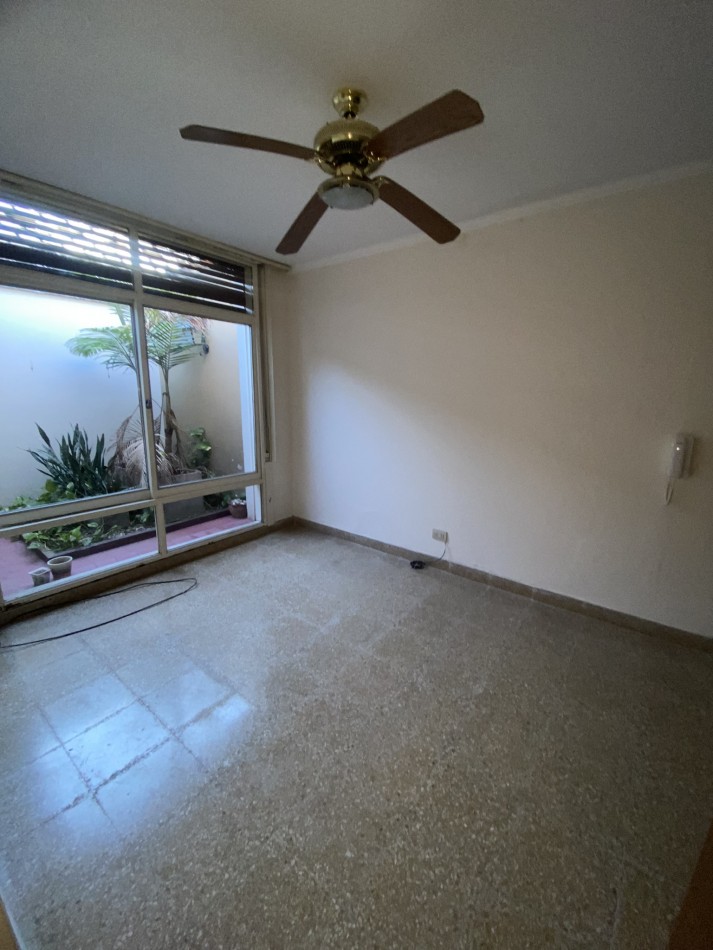 VENTA / CASA / BARRIO GENERAL PAZ - EX PARQUE