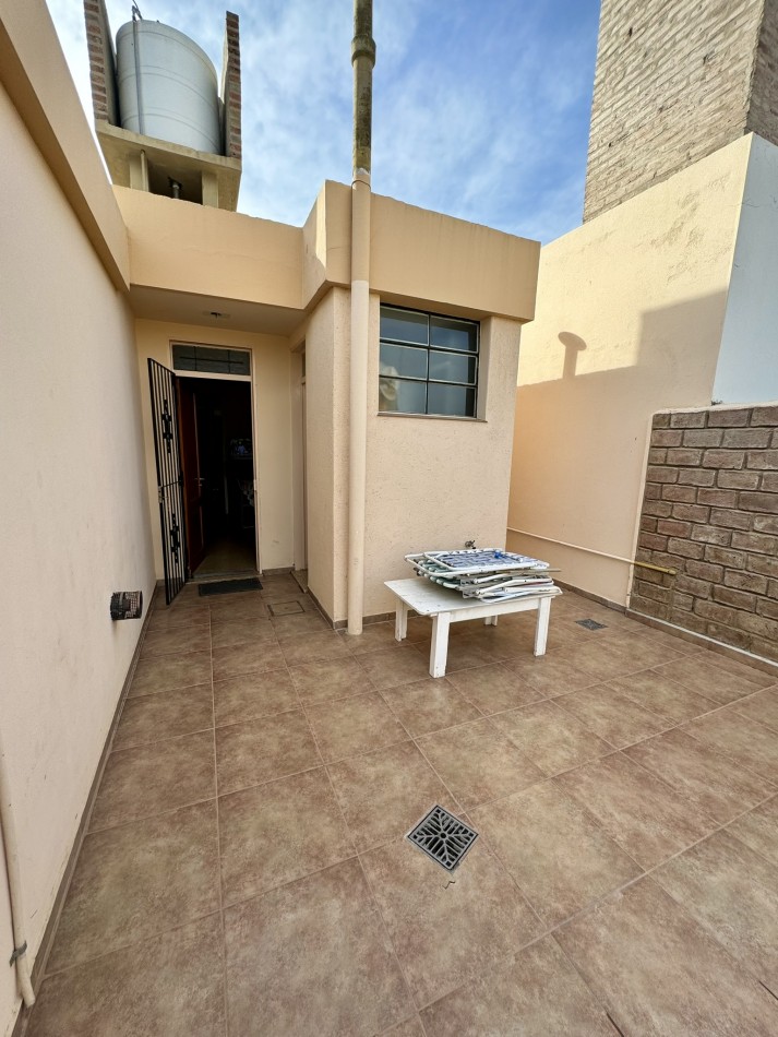 VENTA / CASA / BARRIO GENERAL PAZ - EX PARQUE
