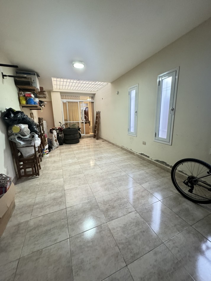 VENTA / CASA / BARRIO GENERAL PAZ - EX PARQUE