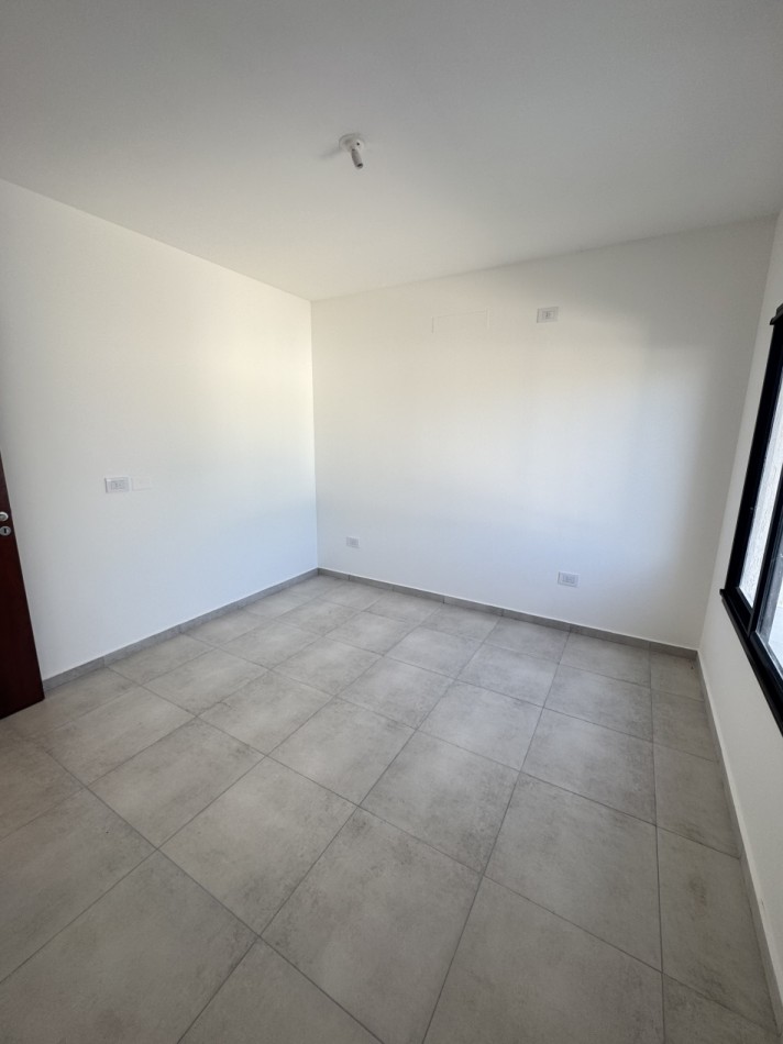 Se vende duplex - Barrio Bello Horizonte