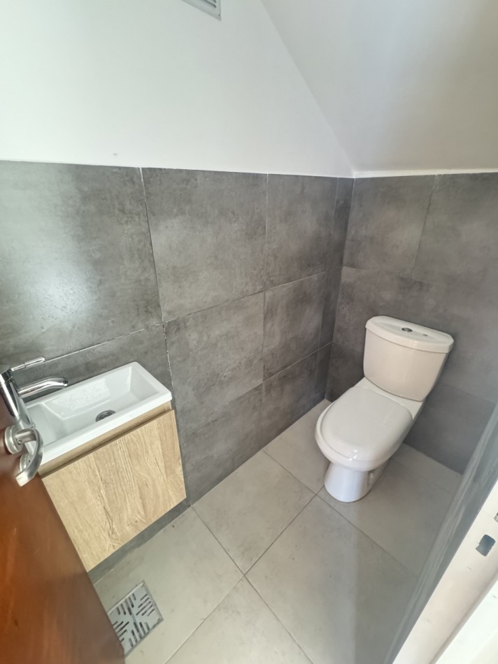 Se vende duplex - Barrio Bello Horizonte