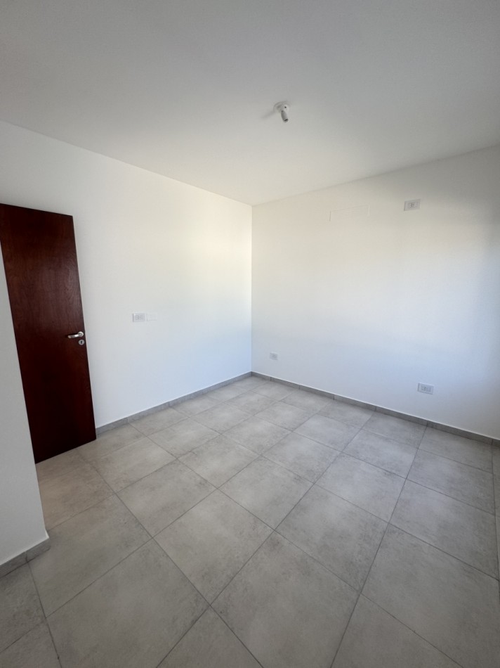 Se vende duplex - Barrio Bello Horizonte