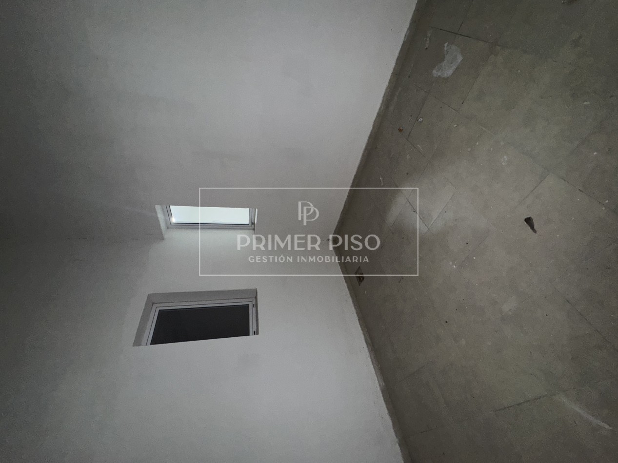 VENTA / DEPTO 2 DORMITORIOS / BARRIO CENTRO