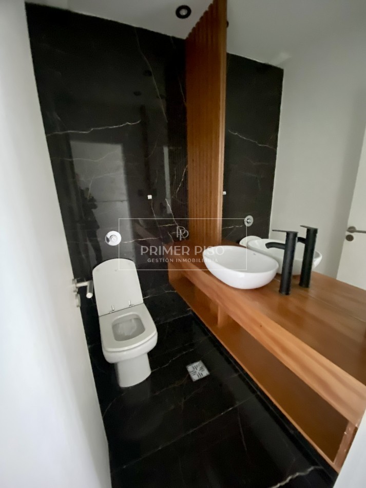 ALQUILER CASA / BARRIO LAS LILAS