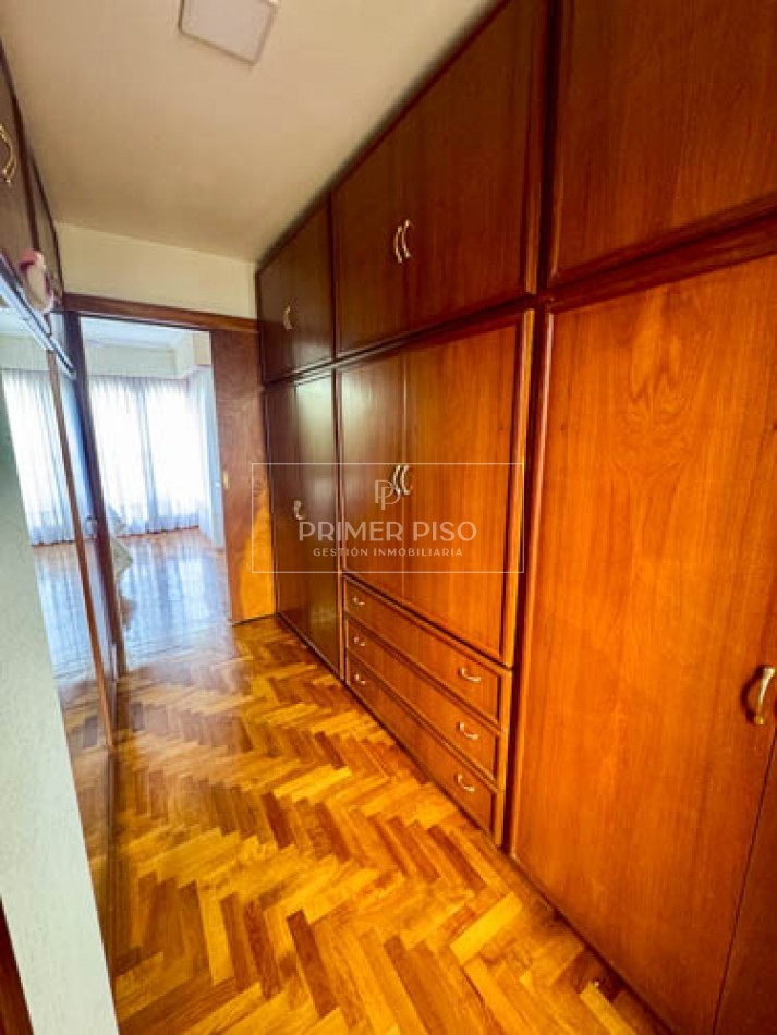 VENTA / HERMOSA CASA ZONA COSTANERA