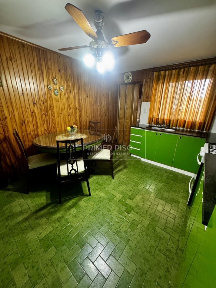 VENTA / DEPTO 2 DORMITORIOS / BARRIO LAMADRID