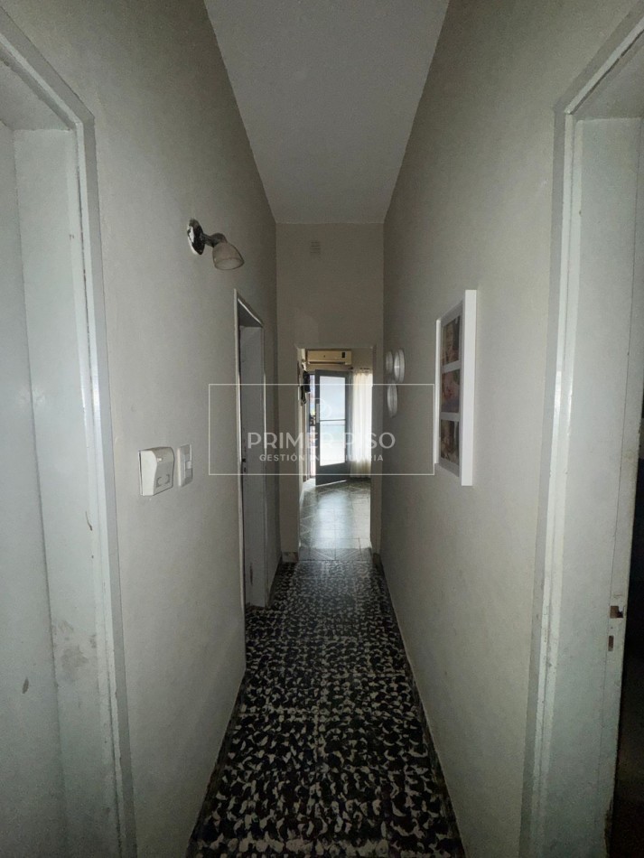 SE VENDE CASA / BARRIO ALMIRANTE BROWN