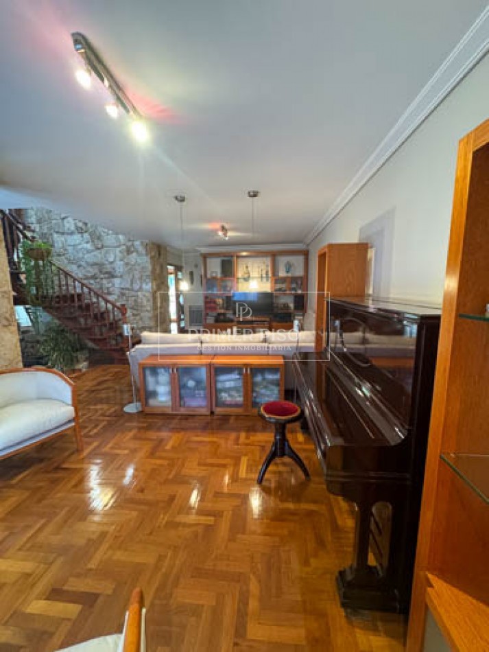 VENTA / HERMOSA CASA ZONA COSTANERA