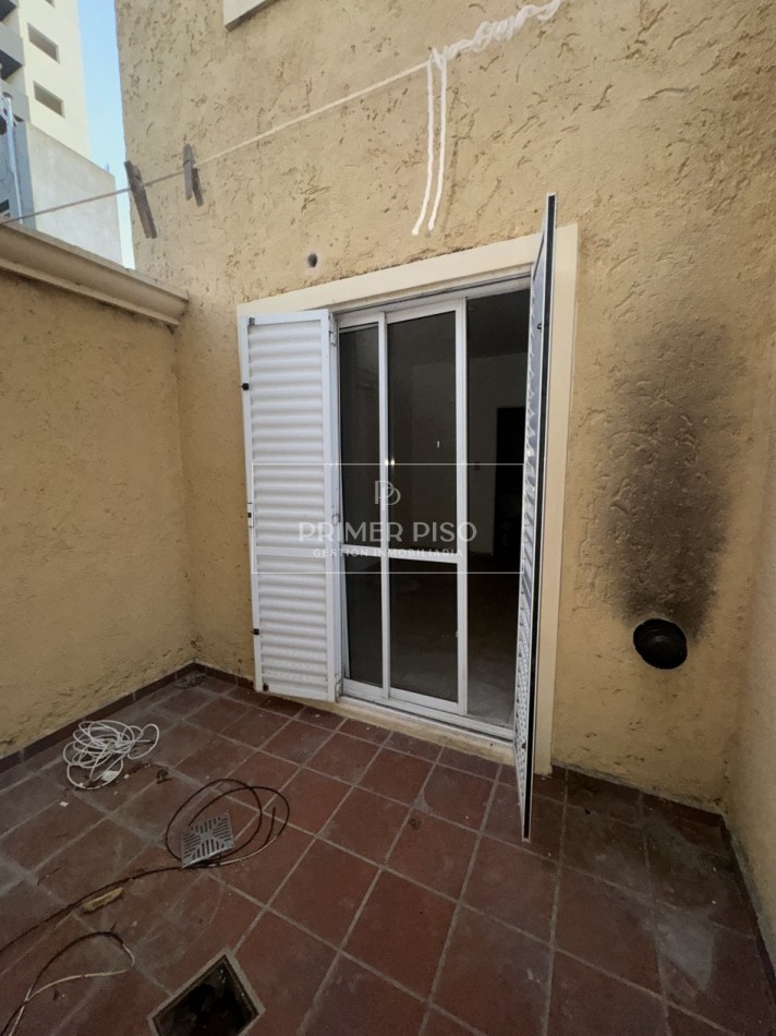 VENTA / DEPTO 1 DORMITORIO / CENTRO