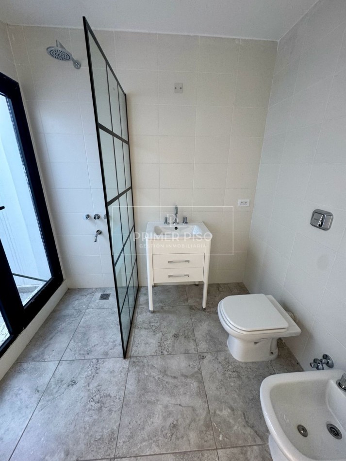 SE VENDE / DUPLEX / BARRIO SOLARES DEL NORTE