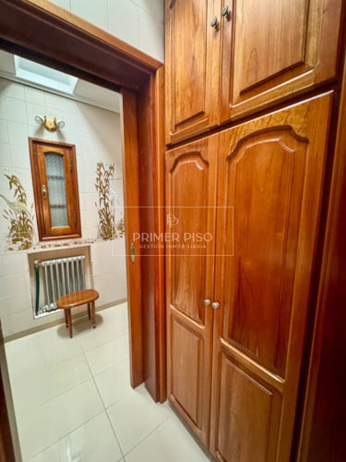 VENTA / HERMOSA CASA ZONA COSTANERA