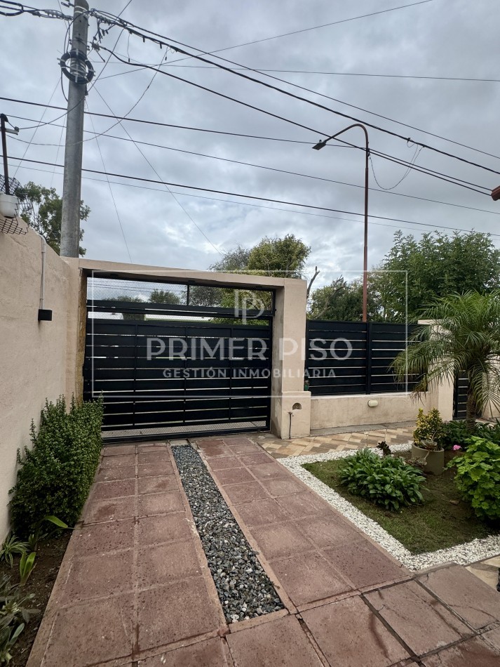 SE VENDE CASA / BARRIO SAN MARTIN / VILLA MARIA