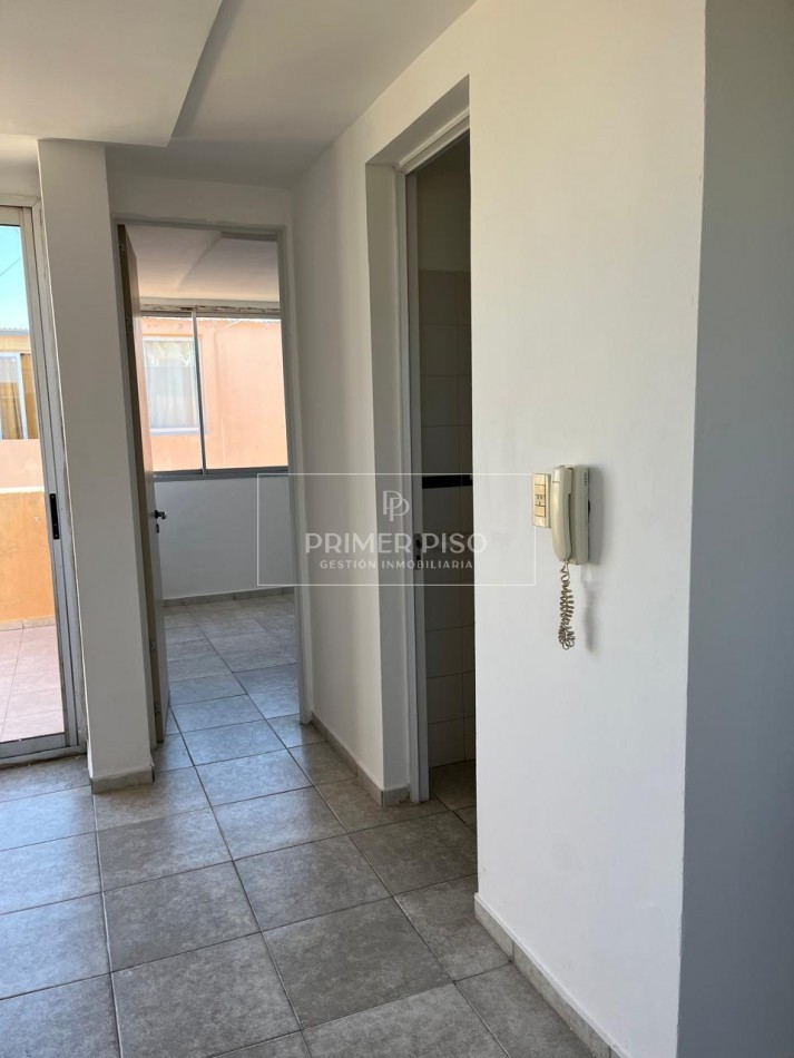 VENTA / DEPTO 1 DORMITORIO / BARRIO AMEGHINO