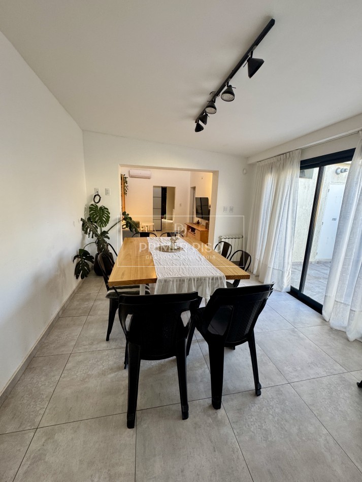 VENTA / CASA / BARRIO MARIANO MORENO