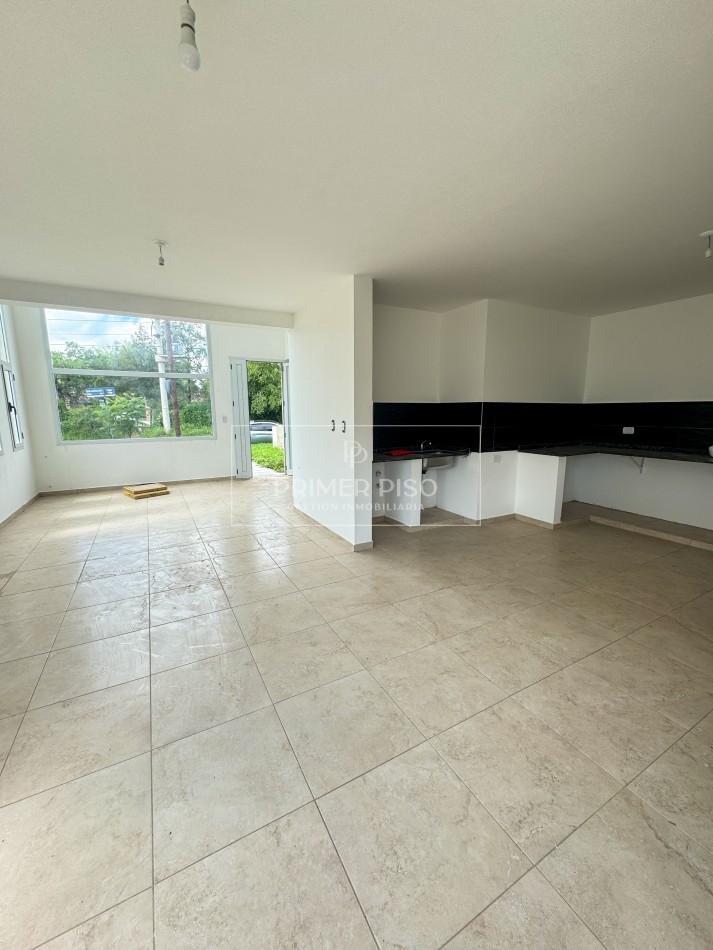 VENTA / DUPLEX / BARRIO CTALAMUCHITA