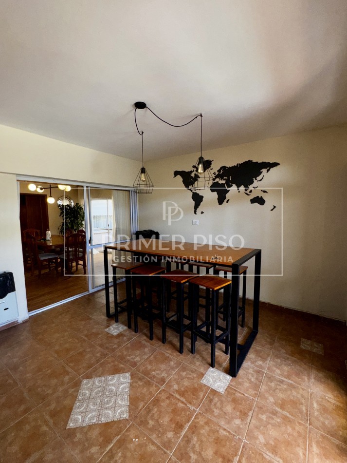 VENTA / CASA / BARRIO RIVADAVIA