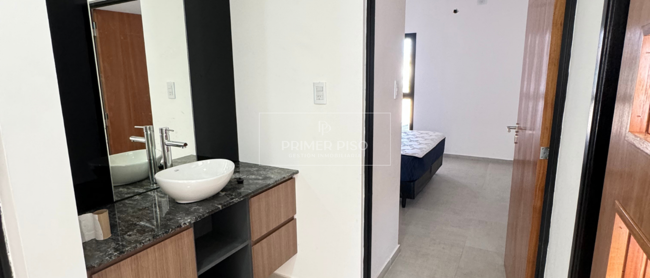 Casa a estrenar en venta | Barrio Jardines del Golf - Villa Nueva