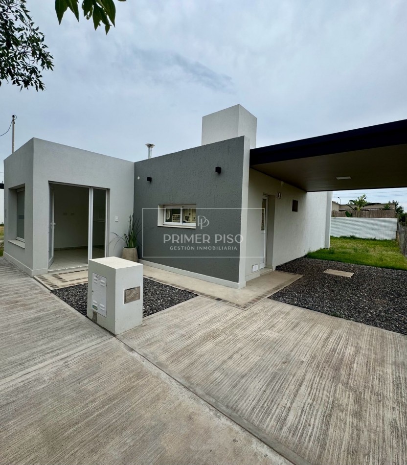 SE VENDE / CASA / BARRIO VILLA ALBERTINA