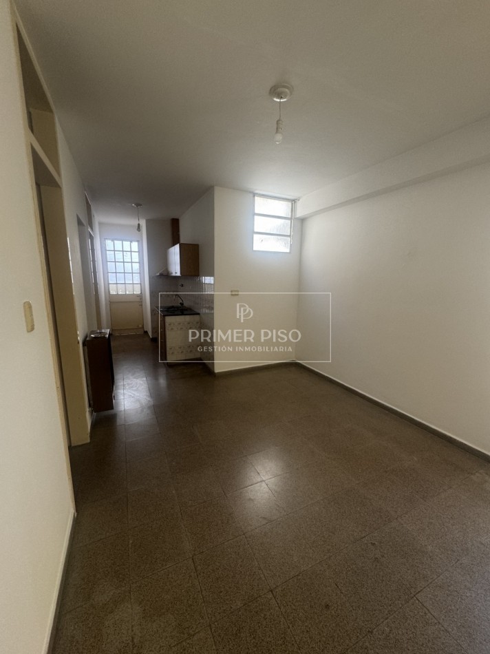 ALQUILER / DEPARTAMENTO INTERNO PLANTA BAJA