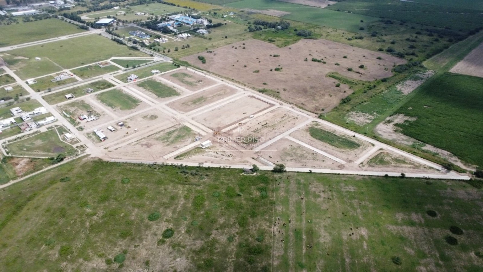 VENTA / LOTE / MARIAPOLIS 2