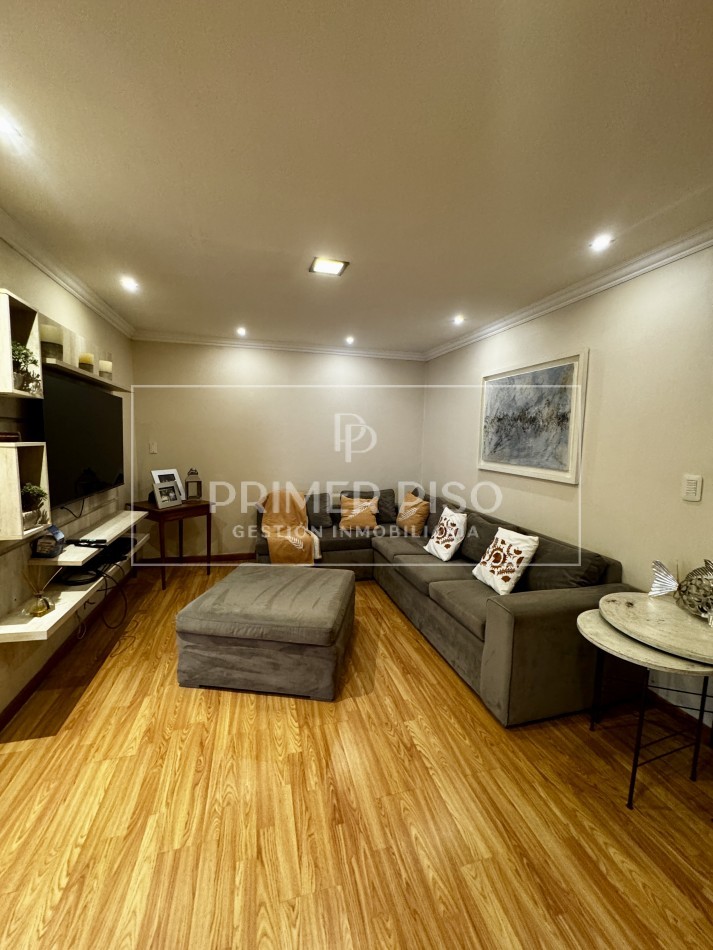 VENTA / CASA / BARRIO RIVADAVIA