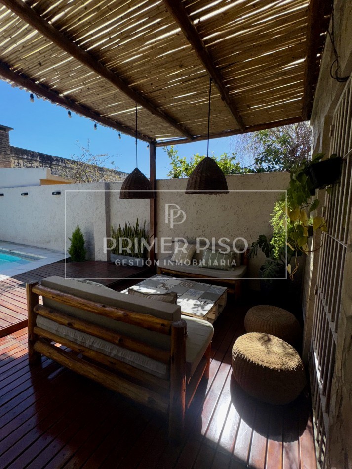 VENTA / CASA / BARRIO RIVADAVIA