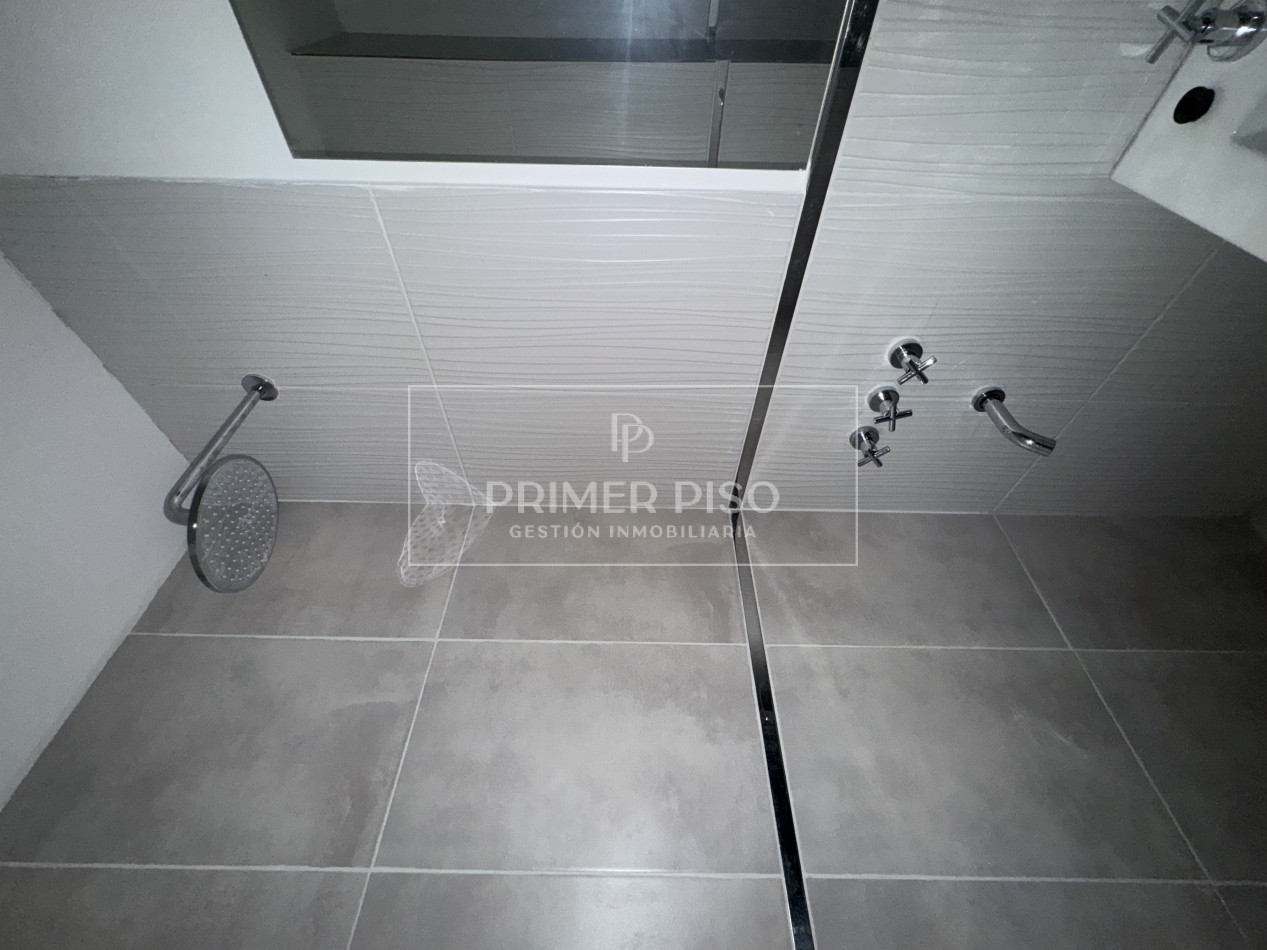 VENTA / DEPTO 2 DORMITORIOS / BARRIO CENTRO