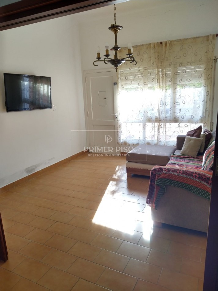 VENTA / CASA / BARRIO LAMADRID