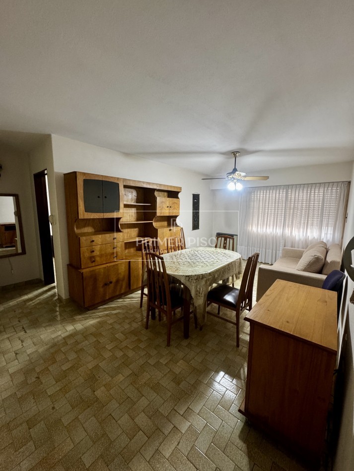 VENTA / DEPTO 2 DORMITORIOS / BARRIO LAMADRID