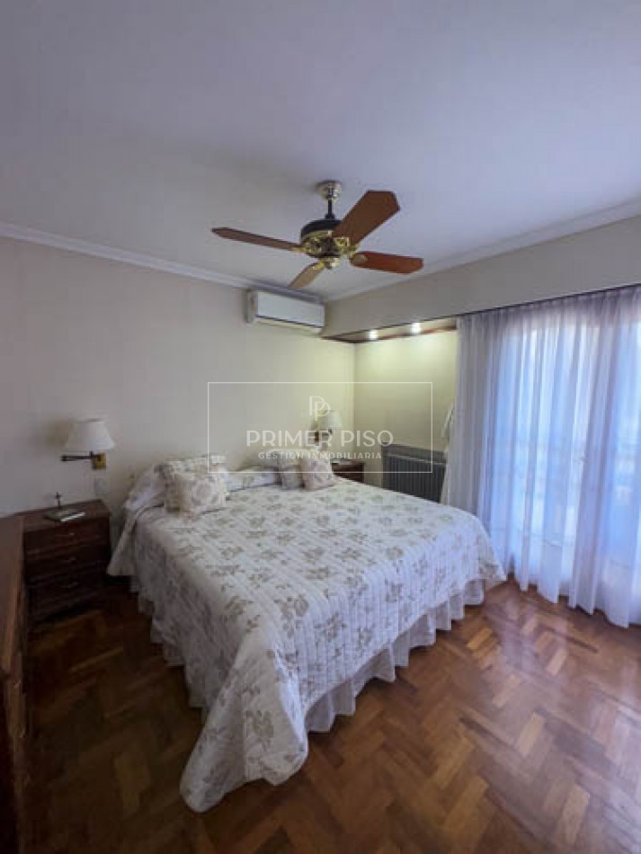 VENTA / HERMOSA CASA ZONA COSTANERA
