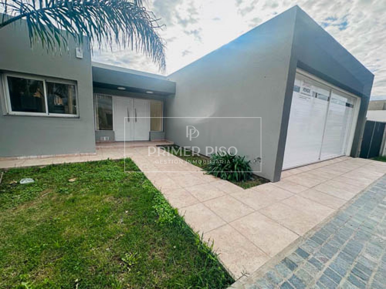 VENTA / CASA / BARRIO MIRADORES DEL GOLF