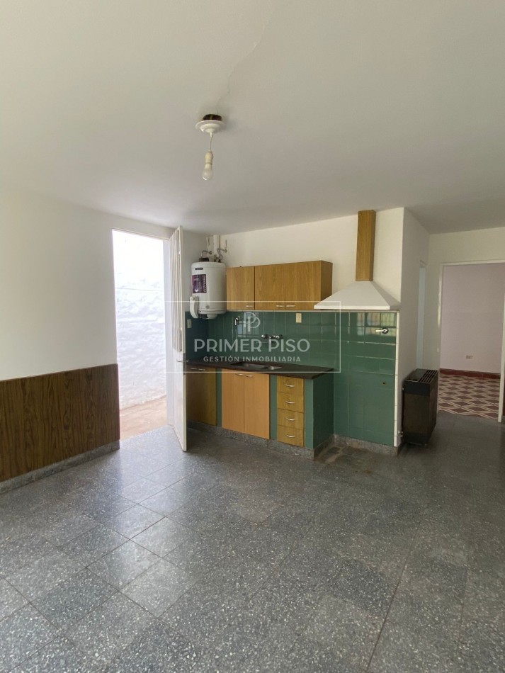 ALQUILER / BARRIO CENTRO / DEPTO 1 DORMITORIO