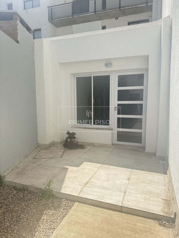 Casa interna | Barrio Almirante Brown