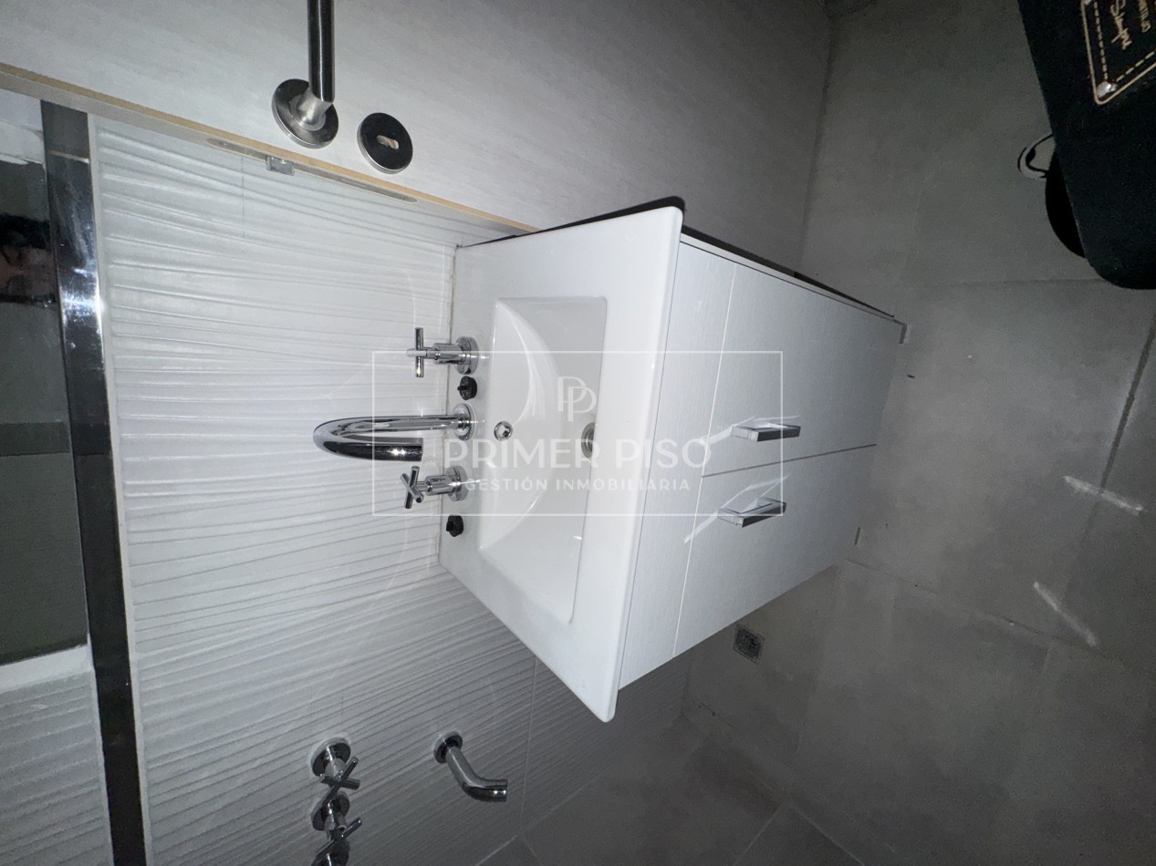 VENTA / DEPTO 2 DORMITORIOS / BARRIO CENTRO