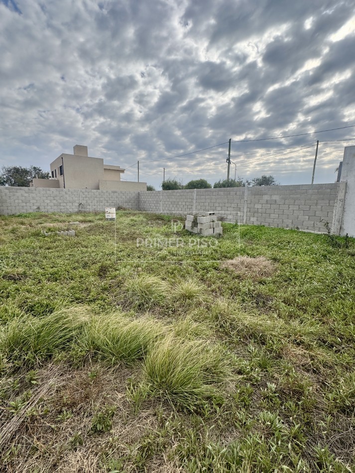 VENTA / LOTE / BARRIO VILLA ALBERTINA