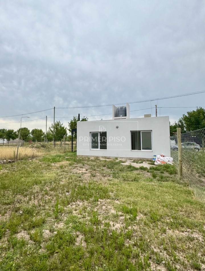 SE VENDE / CASA / BARRIO VILLA ALBERTINA