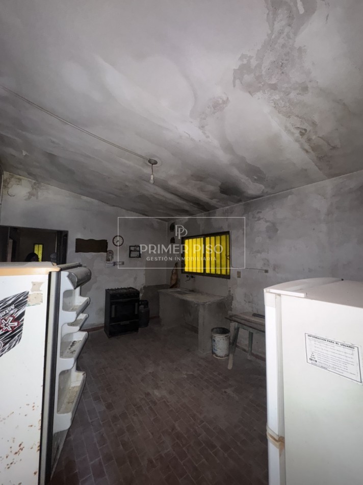 VENTA / CASA REFACCION / BARRIO LAMADRID