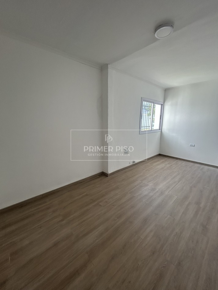 ALQUILER / CASA / BARRIO AMEGHINO