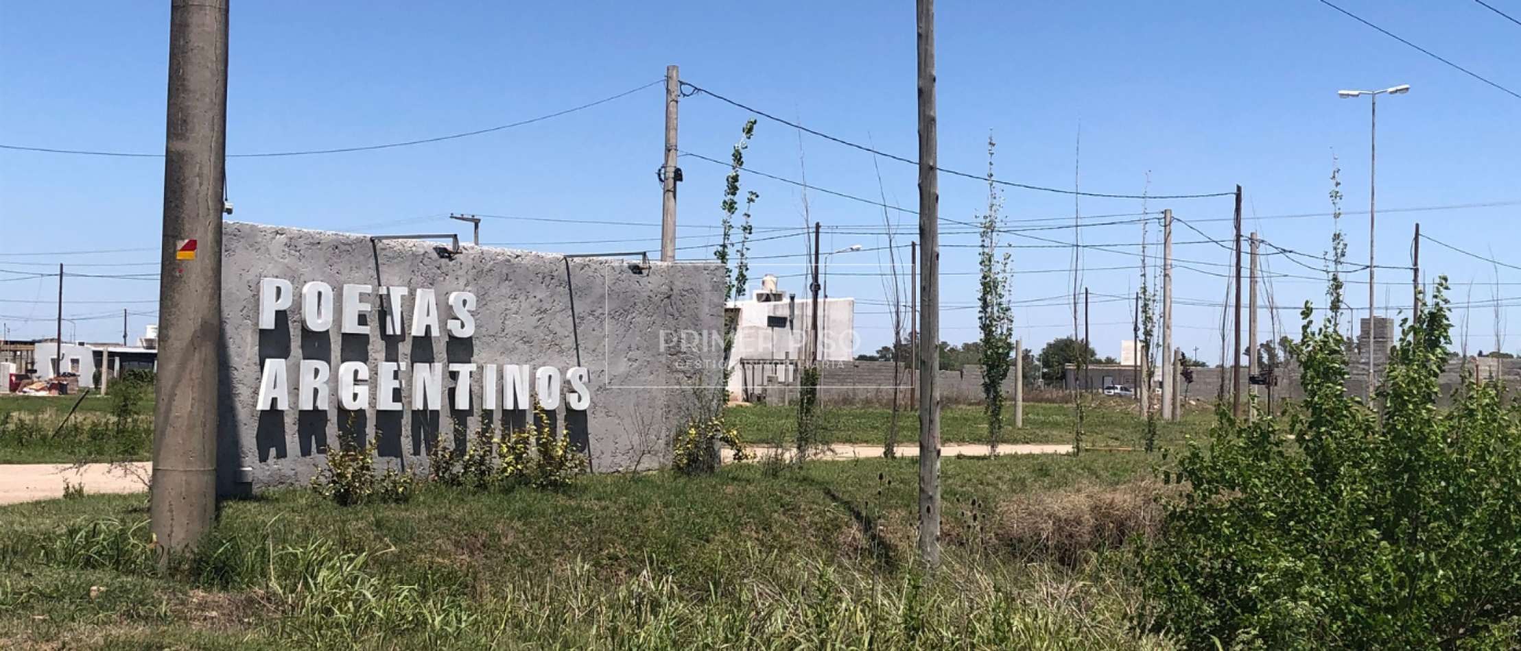 Lote en venta | Poetas Argentinos, Villa Nueva