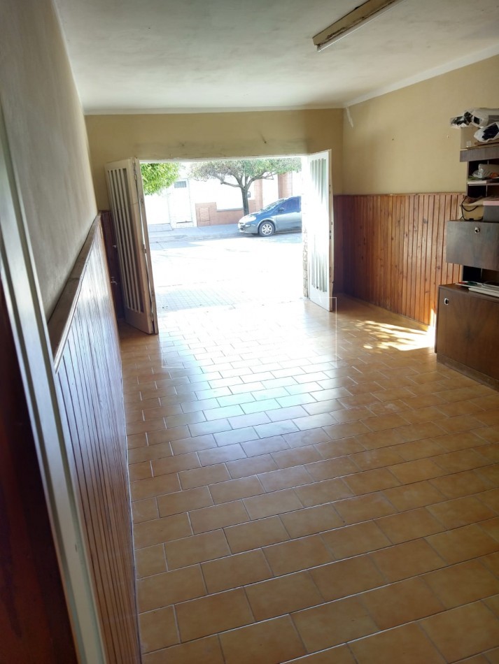 VENTA / CASA / BARRIO LAMADRID