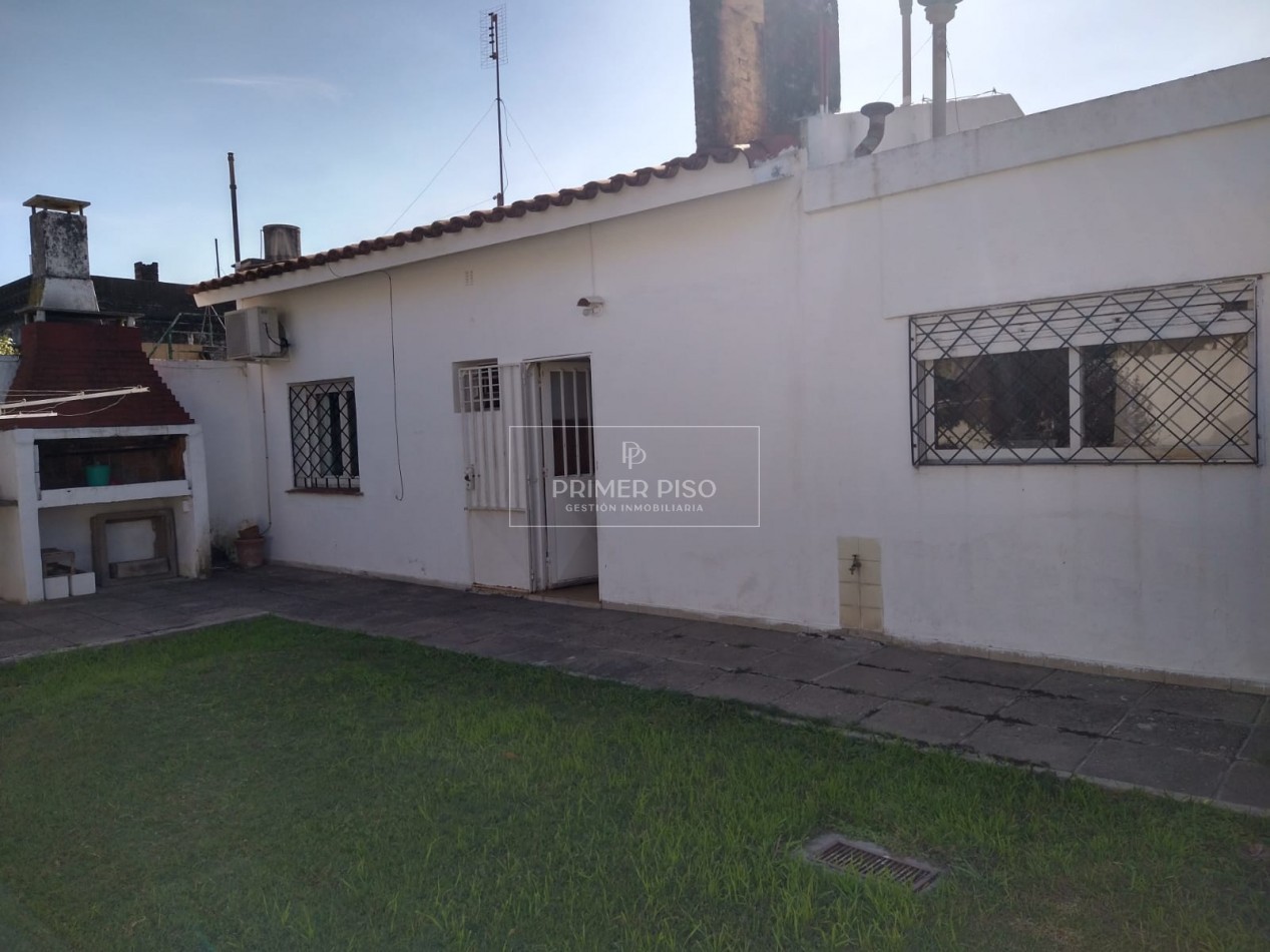 VENTA / CASA / BARRIO LAMADRID