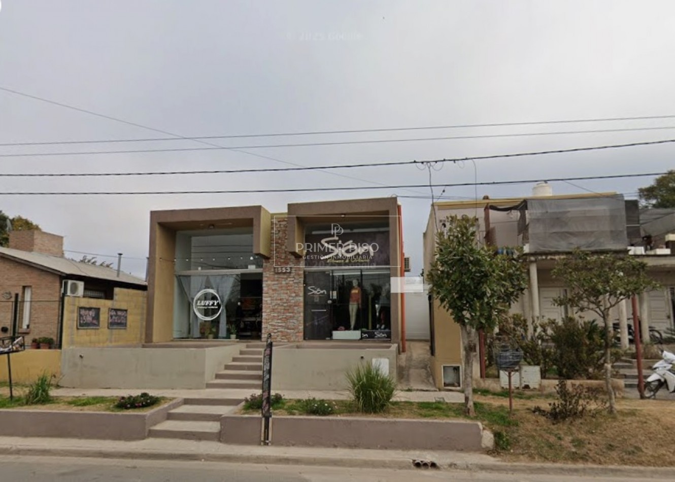 ALQUILER / LOCAL EXCELENTE UBICACION / VILLA NUEVA / 