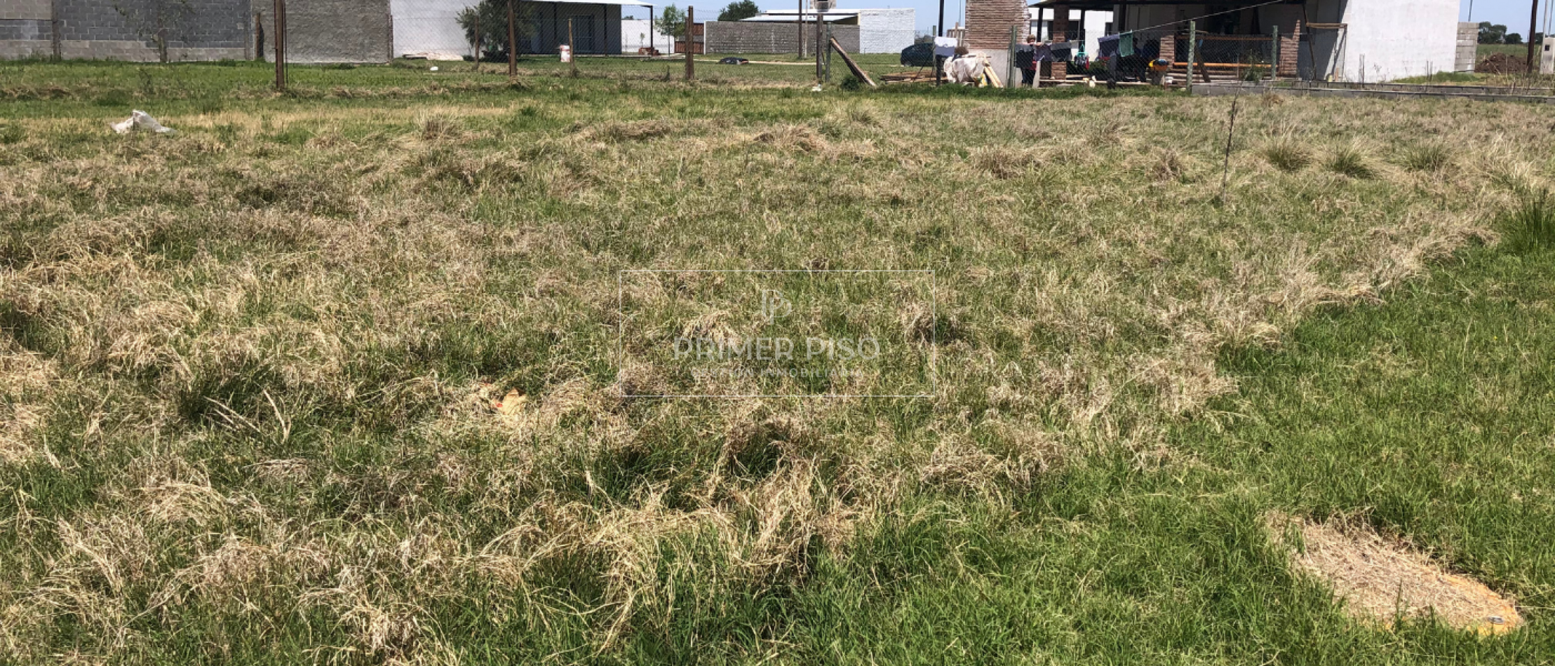 Lote en venta | Poetas Argentinos, Villa Nueva
